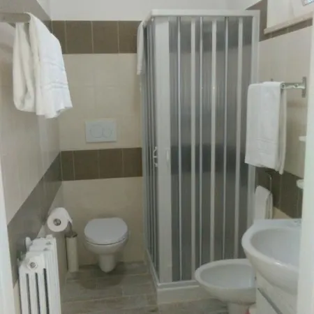 فندق مبيت وإفطار Le Tre Rose 3*