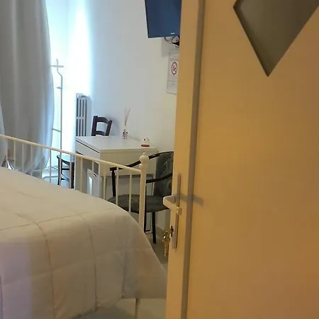 Le Tre Rose Frühstückspension 3*