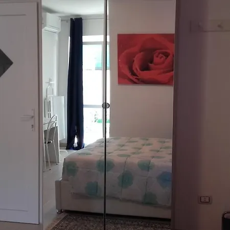 Le Tre Rose كاساماسيما